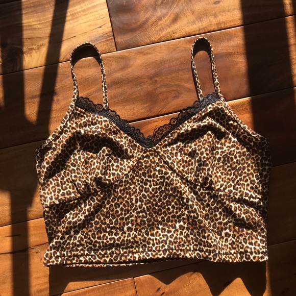 2/$20🦋SHEIN CHEETAH TANK - Picture 4 of 6